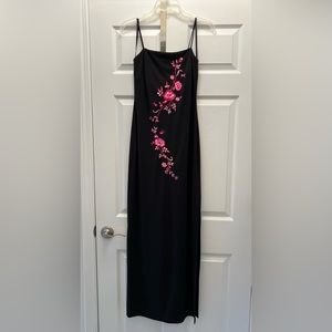 Arianna/Rachel Kaye gorgeous sleeveless gown w amazing embroidery. Size 6.